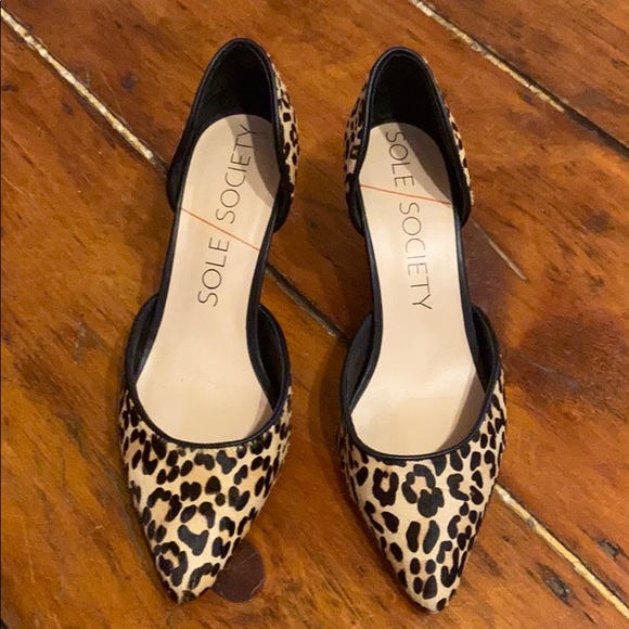 Some Society Animal Print Heels. - Picture 3 of 8